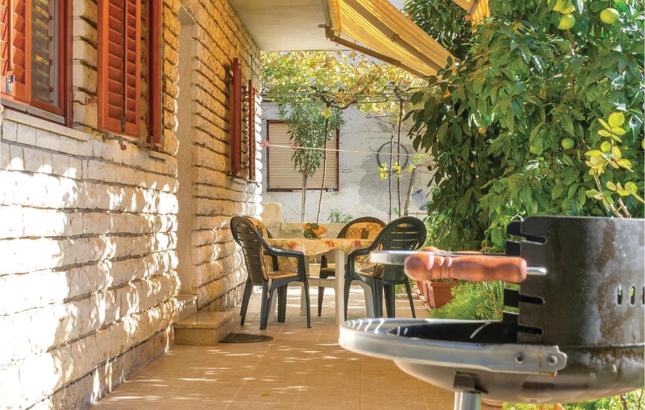 Awesome Apartment In Pula With Wifi Zewnętrze zdjęcie